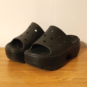 CROCS Stomp Platform Sandal Black Women's 6 Men's 4